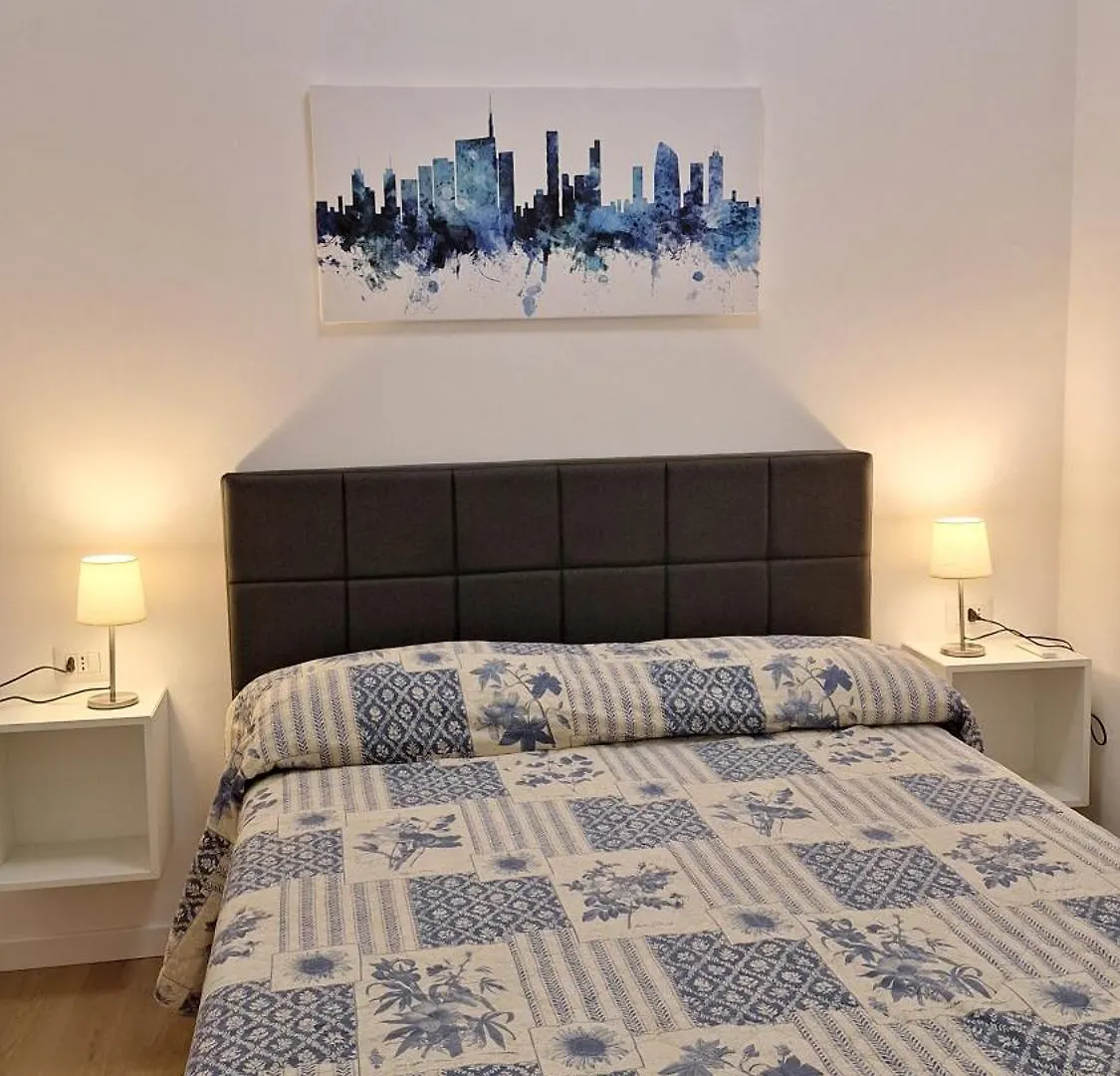 Citylife Suite - Quite Apartment Citylife Mico Fiera Stadium M5 밀라노 0*,  이탈리아